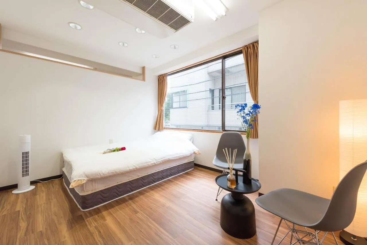 Apartment Tora Hotel Tokyo-Rikugienn 寅ホテル 六義園 B